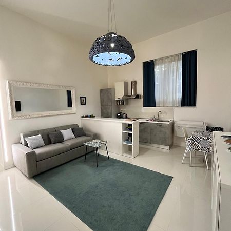 Ferienwohnung Residenza Santi Ai Monti Rom Exterior foto