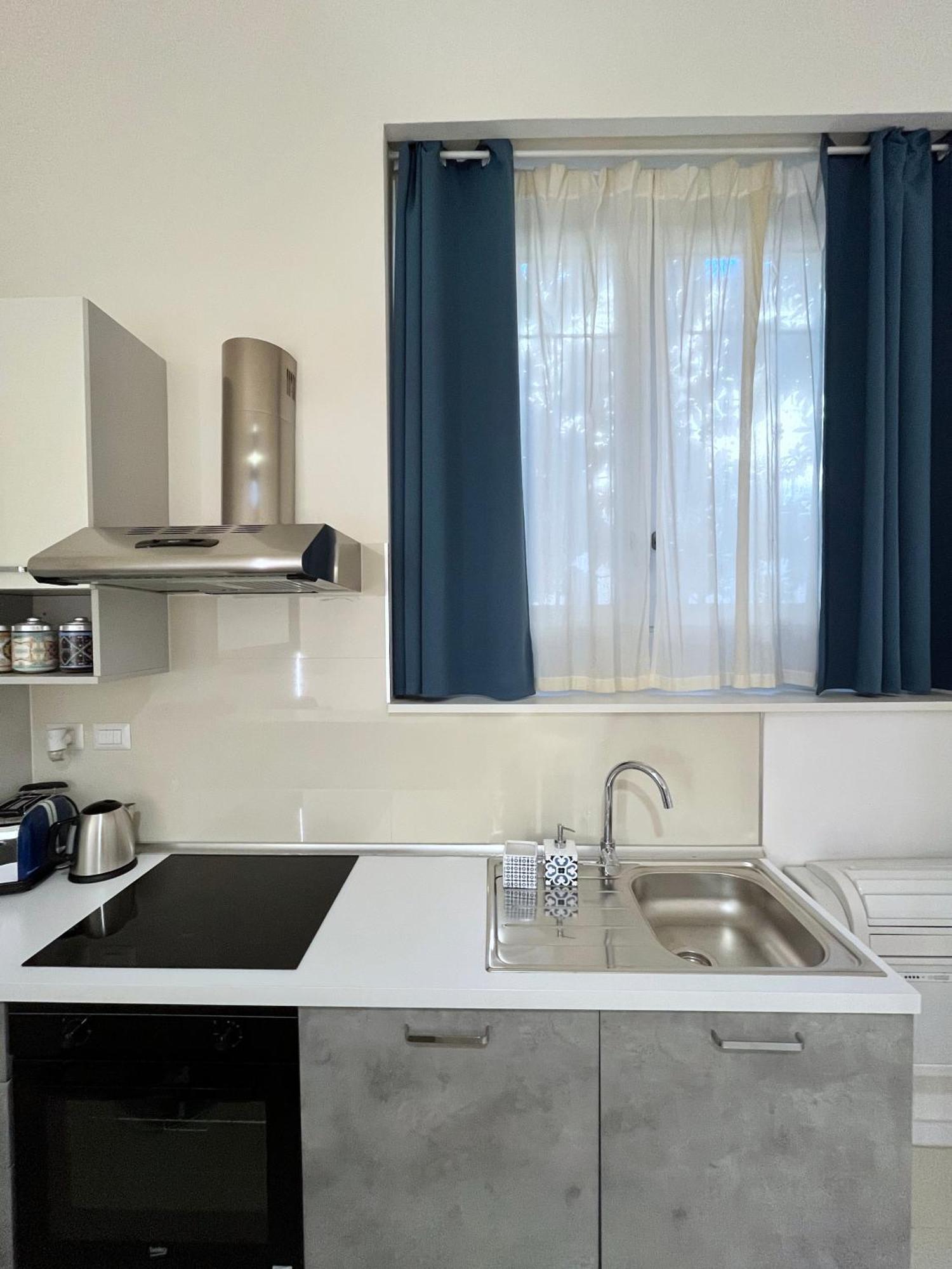 Ferienwohnung Residenza Santi Ai Monti Rom Exterior foto